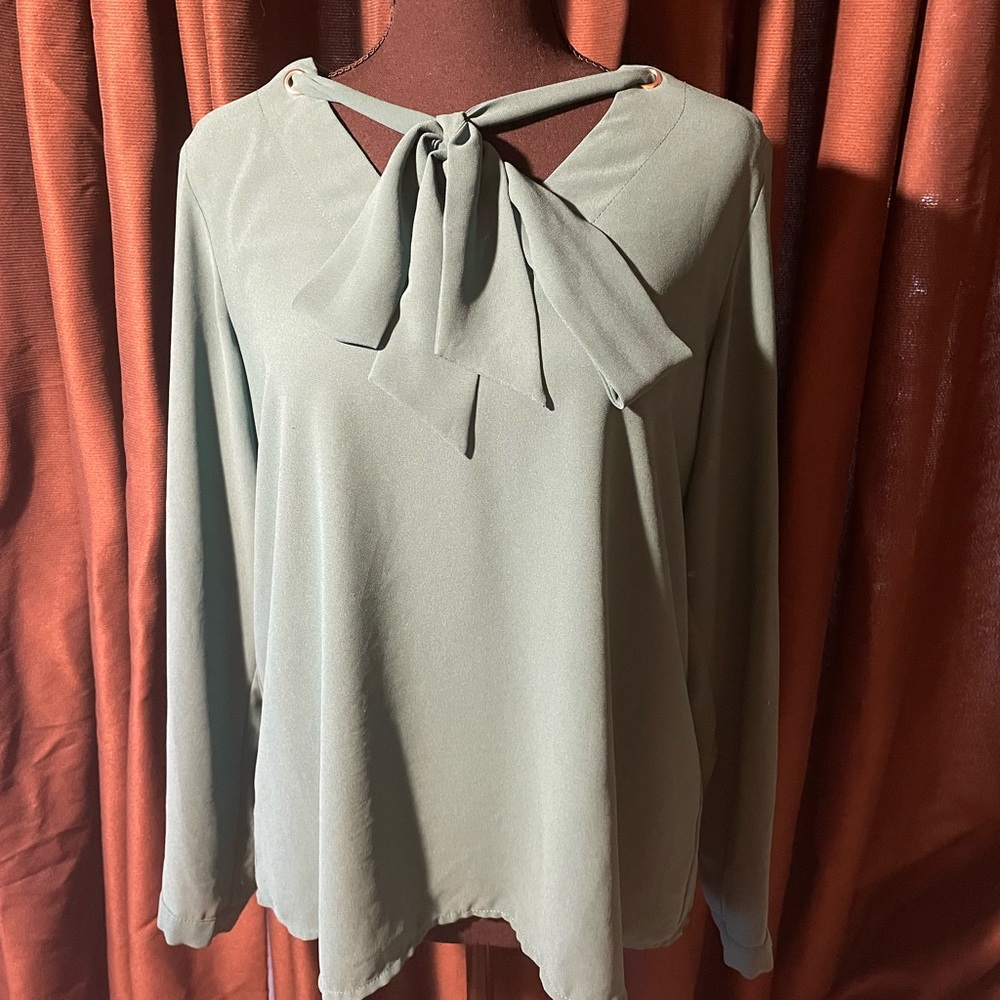 Long Sleeve Green Top